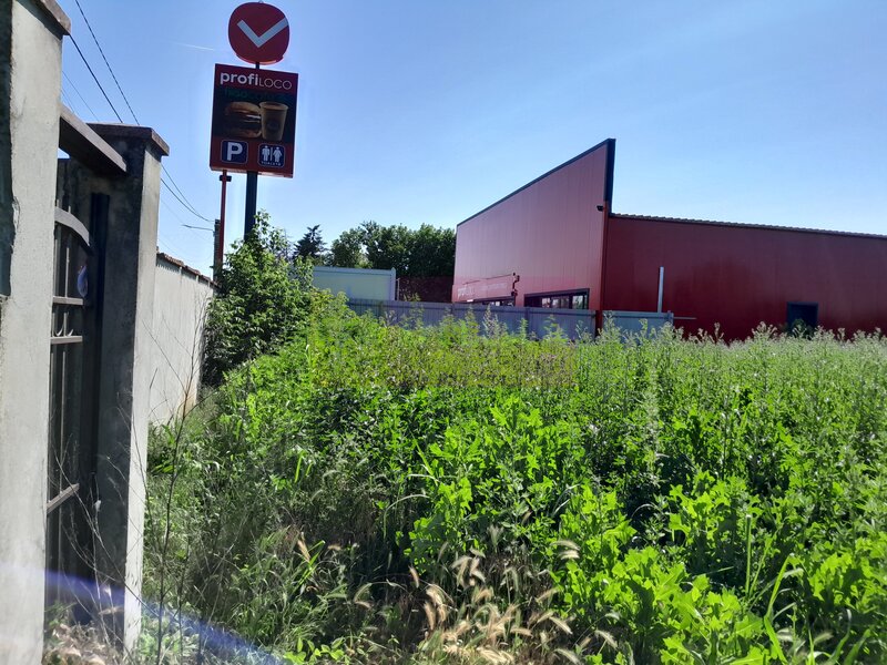 Movilita (IL)-teren de inch. 1800 mp stradal, 30 ml desch, langa Profi